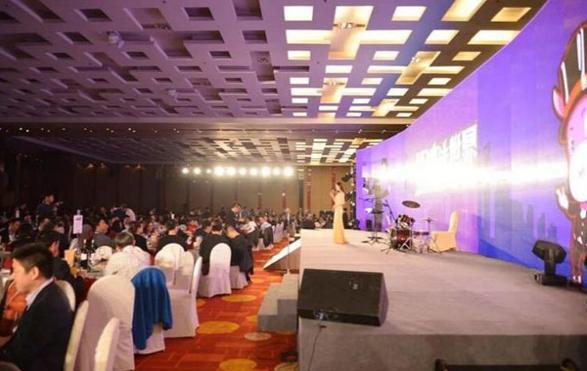 如何策划出一场创意年会?户外举办要注意什么